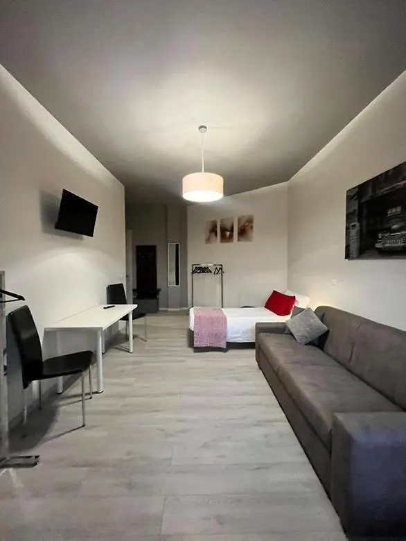 Sleep & Fly Bgy Airport-Station-Center Apartment Bergamo 0*,