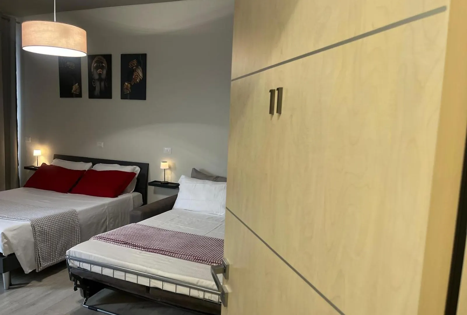 Апартаменты Sleep & Fly Bgy Airport-Station-Center Бергамо